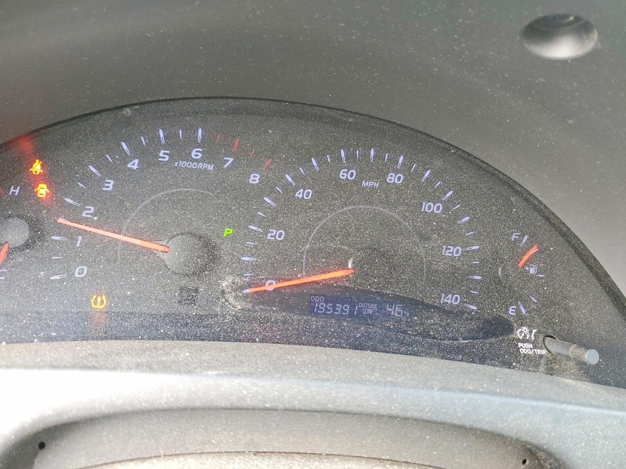 2011 TOYOTA CAMRY LE photo 9