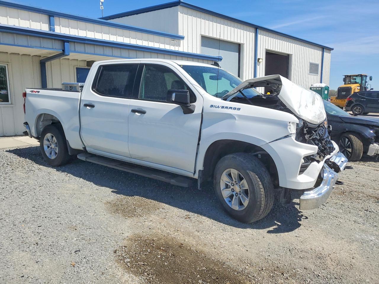 2024 CHEVROLET SILVERADO K1500 photo 7