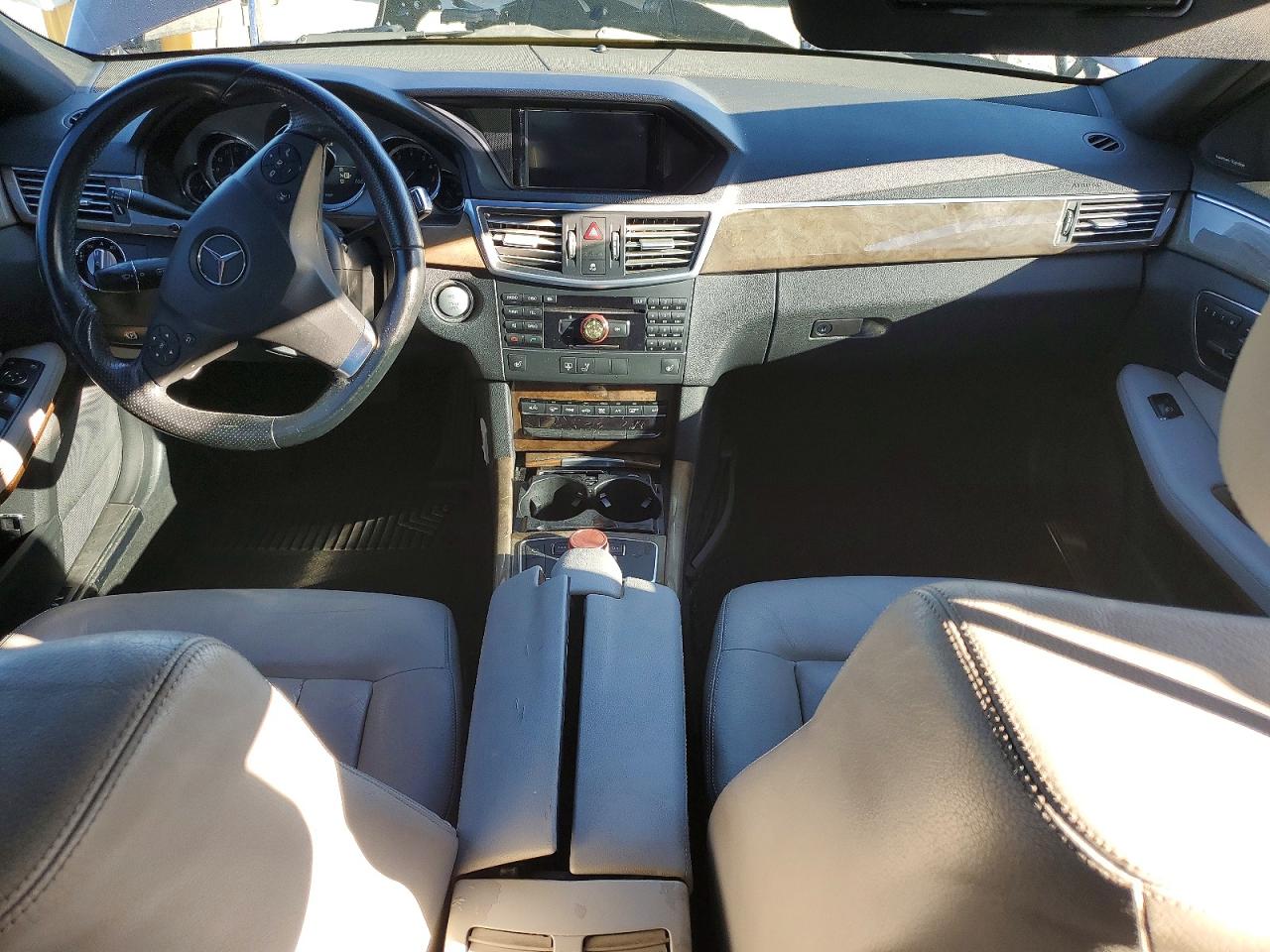 2010 MERCEDES-BENZ E 350 photo 15