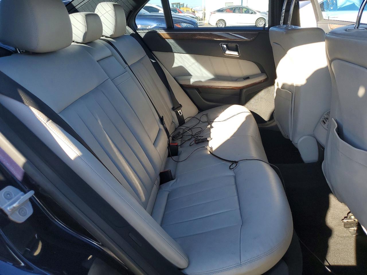 2010 MERCEDES-BENZ E 350 photo 19