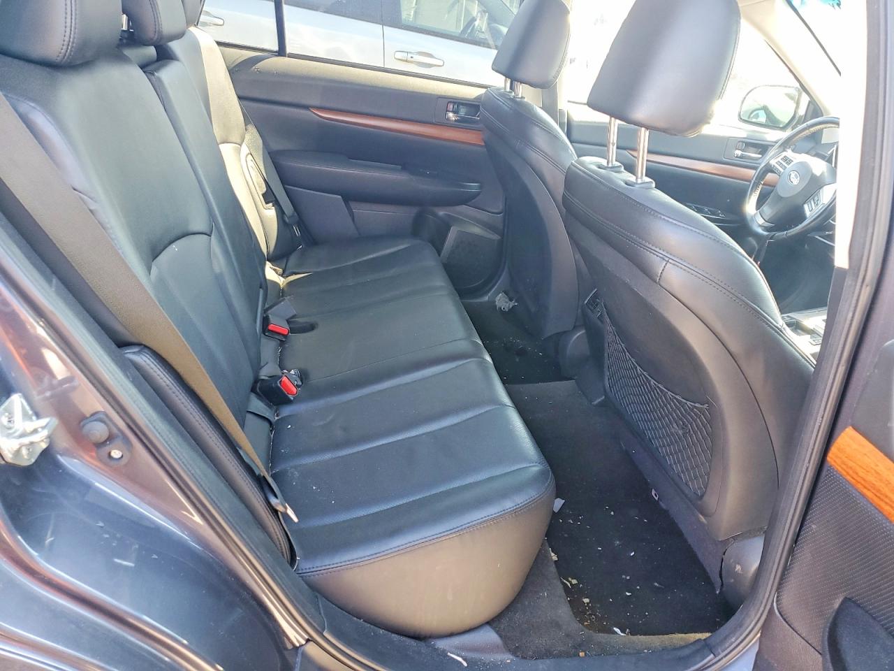 2014 SUBARU OUTBACK 2.5I LIMITED photo 31