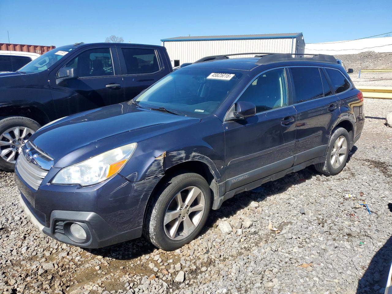 2014 SUBARU OUTBACK