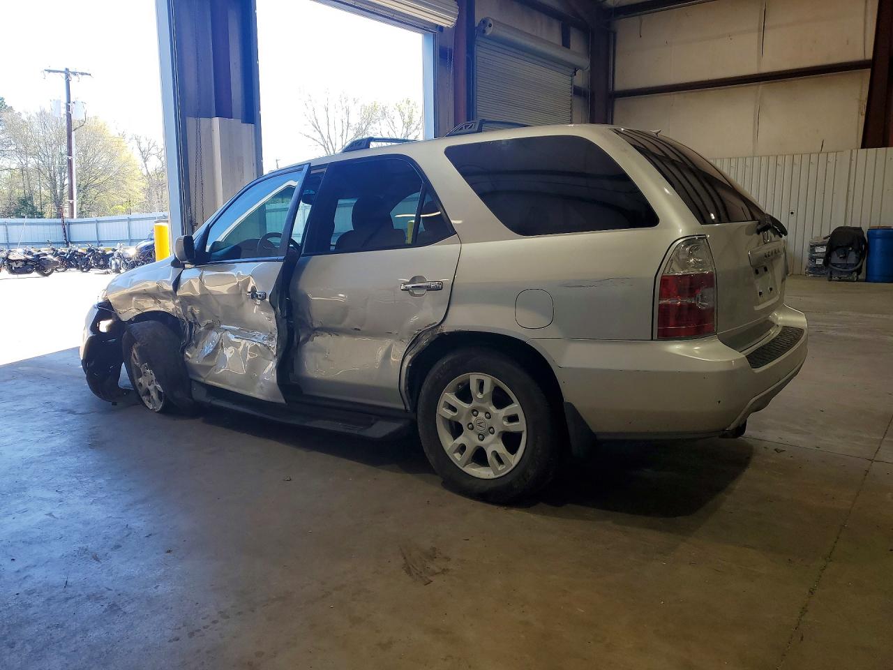 2005 ACURA MDX TOURING photo 3