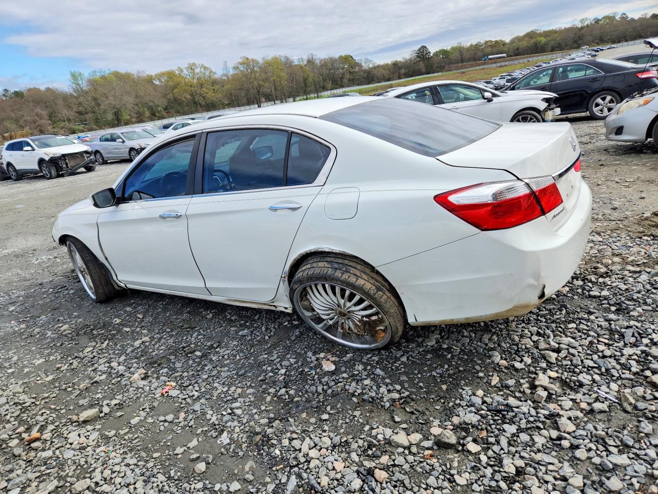2013 HONDA ACCORD LX photo 3