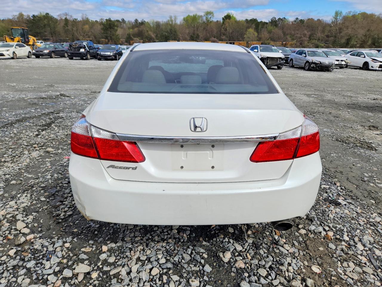 2013 HONDA ACCORD LX photo 11
