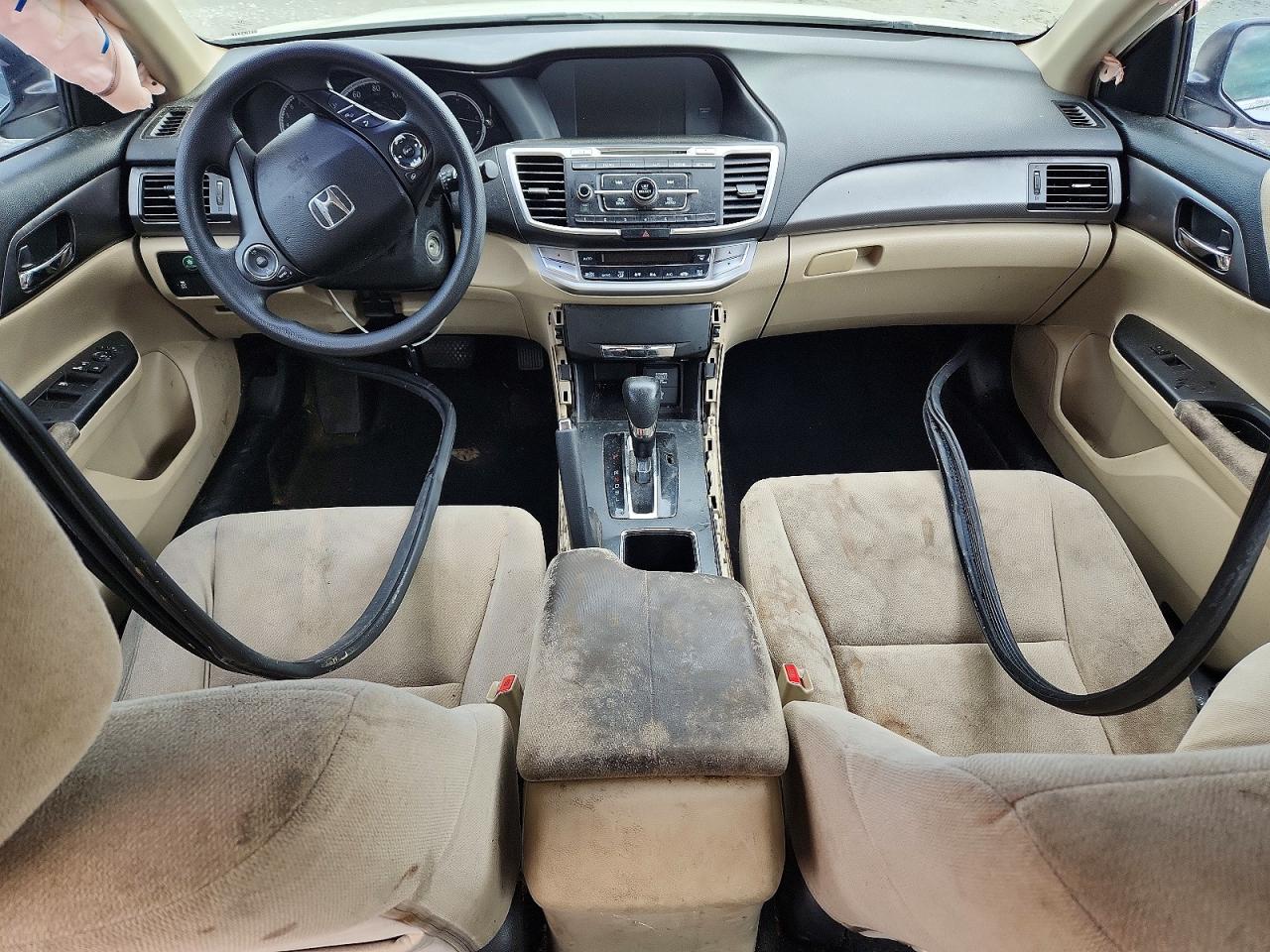 2013 HONDA ACCORD LX photo 15