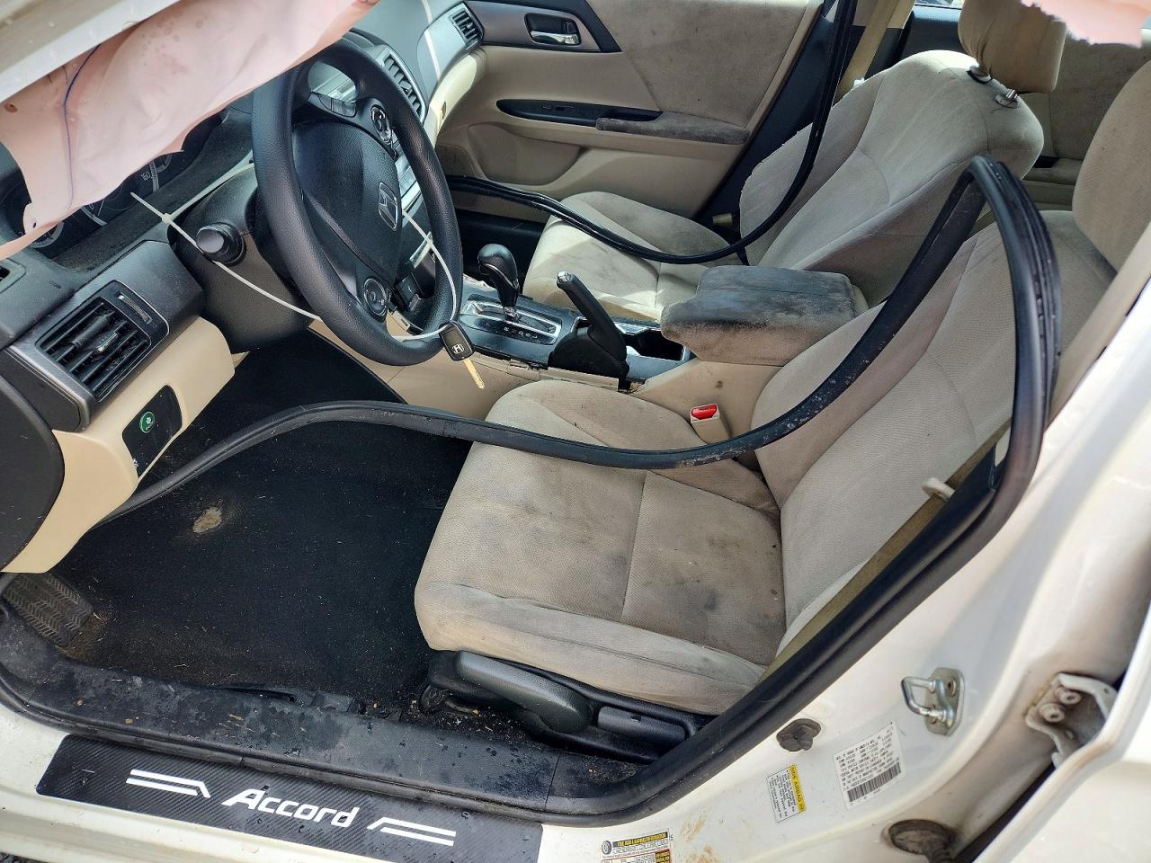 2013 HONDA ACCORD LX photo 13