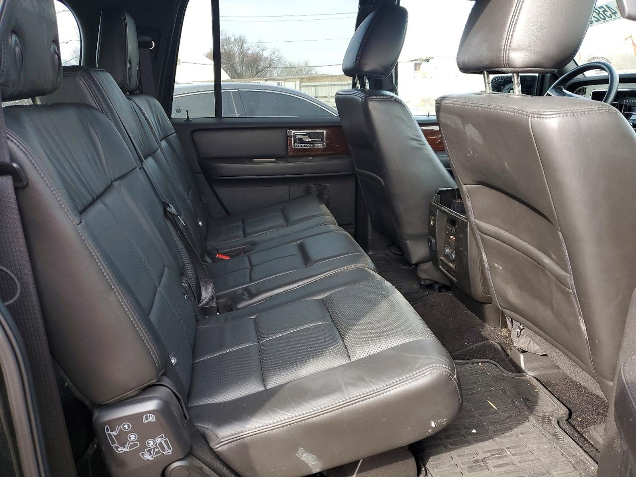 2014 LINCOLN NAVIGATOR L photo 11