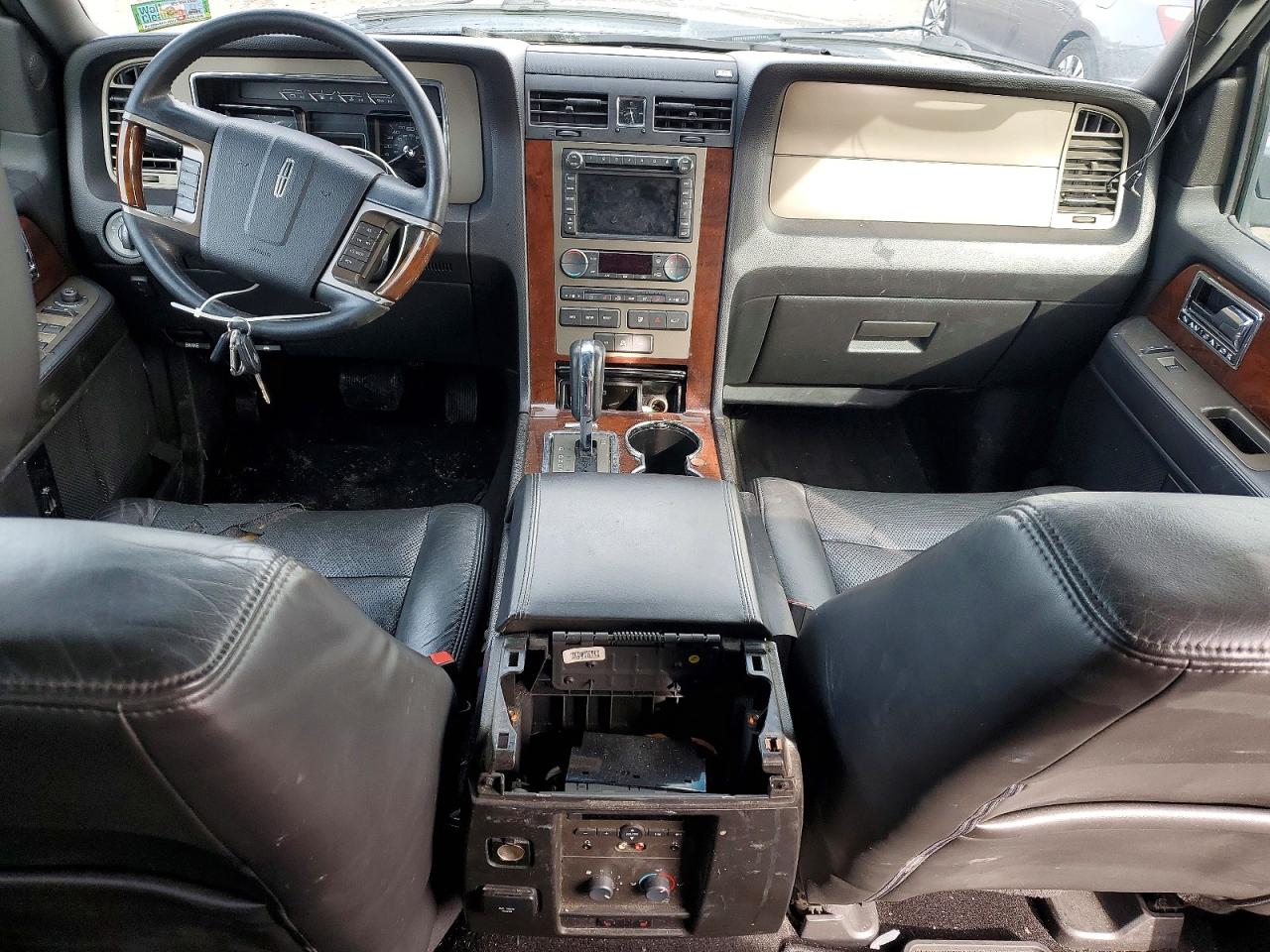 2014 LINCOLN NAVIGATOR L photo 8