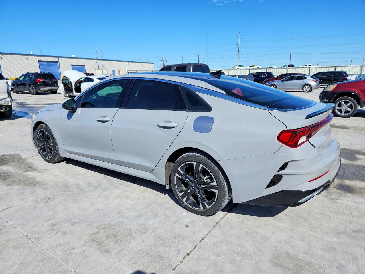 2023 KIA K5 GT-LINE photo 4