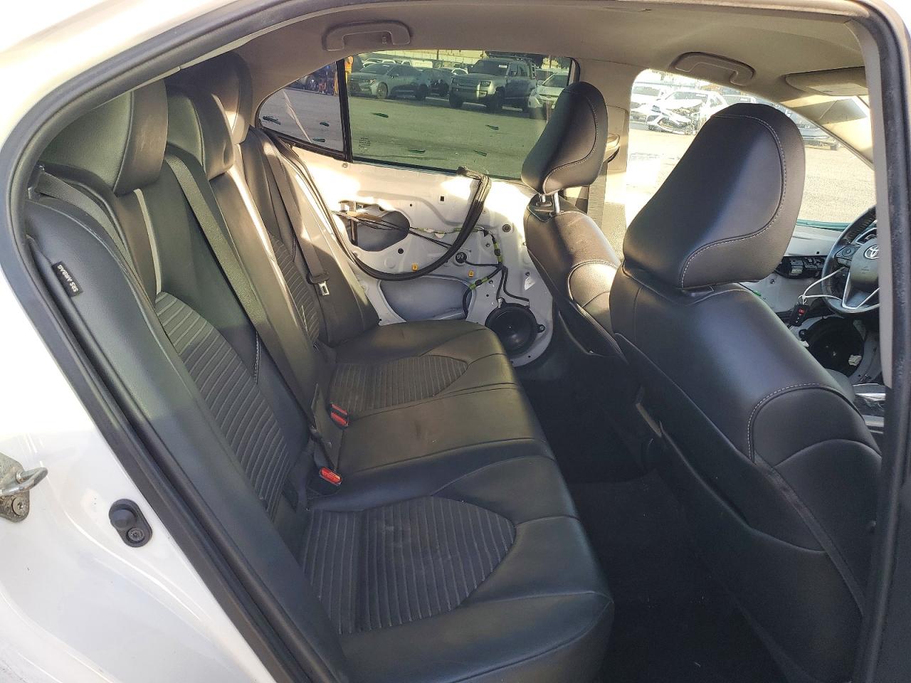 2020 TOYOTA CAMRY photo 28