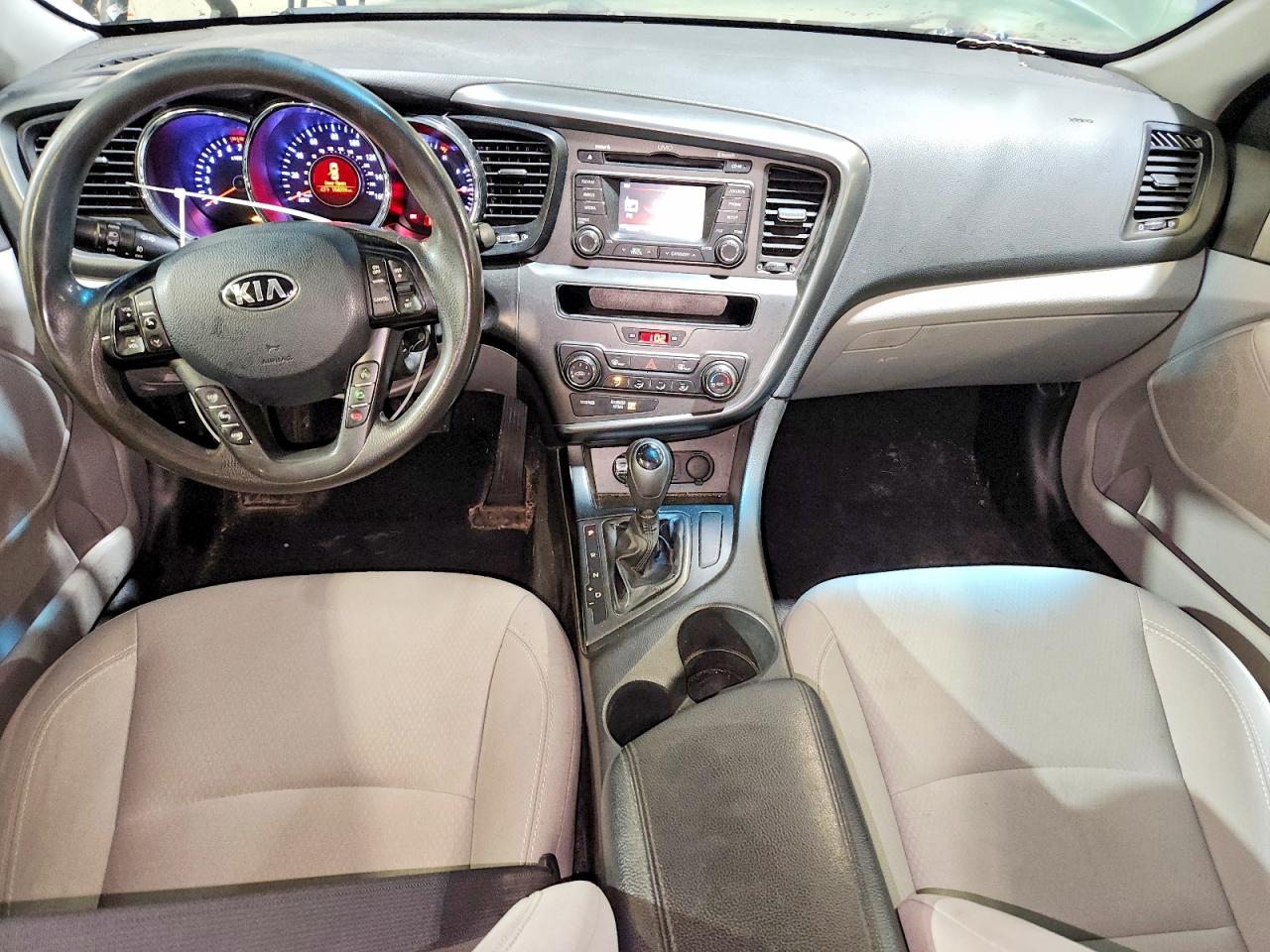 2013 KIA OPTIMA LX photo 15