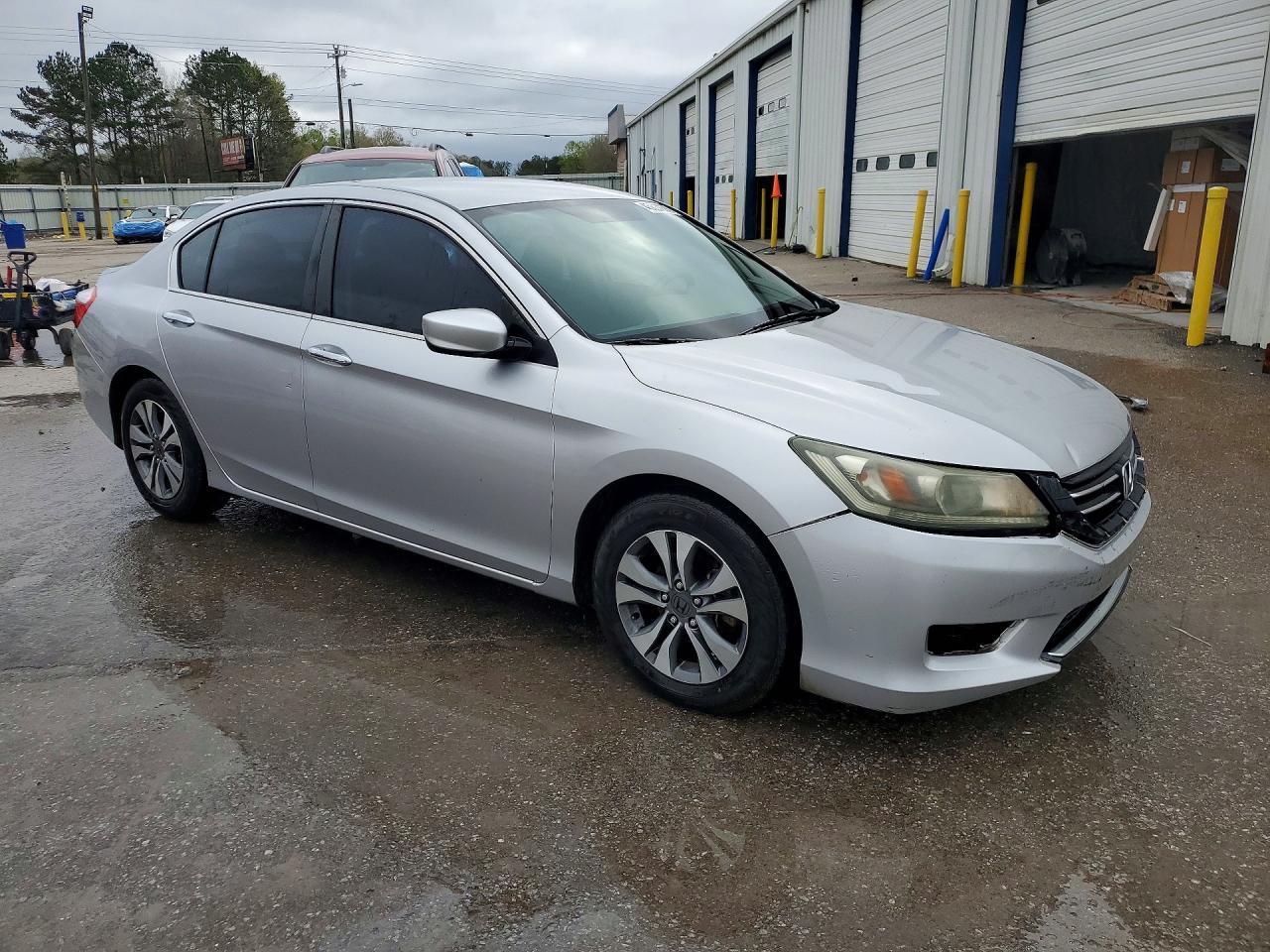 2013 HONDA ACCORD LX photo 4