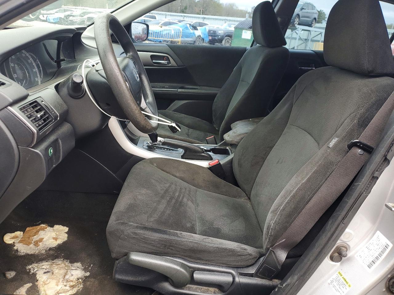 2013 HONDA ACCORD LX photo 7