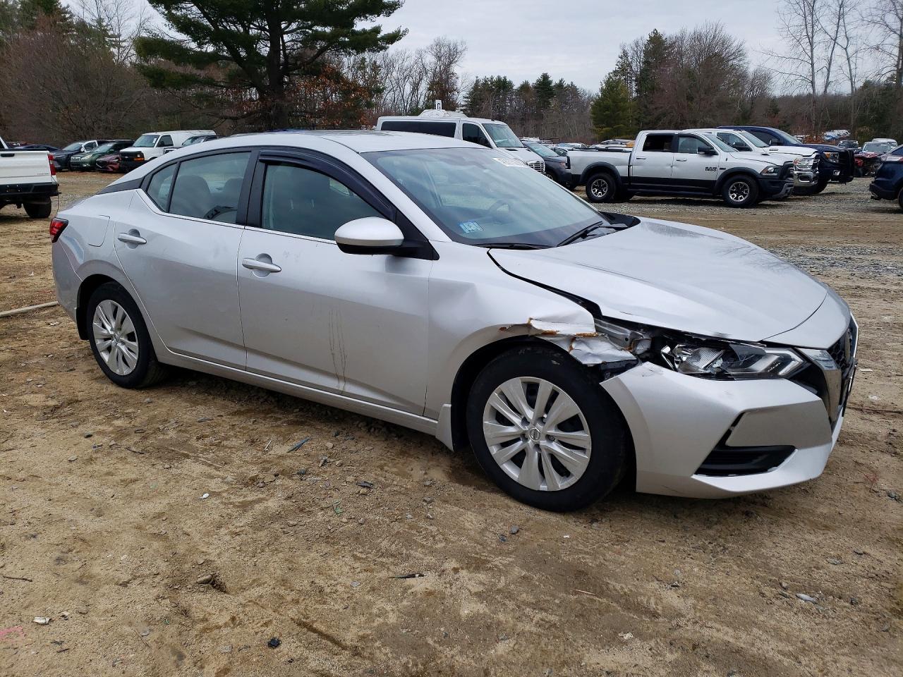 2022 NISSAN SENTRA S photo 4