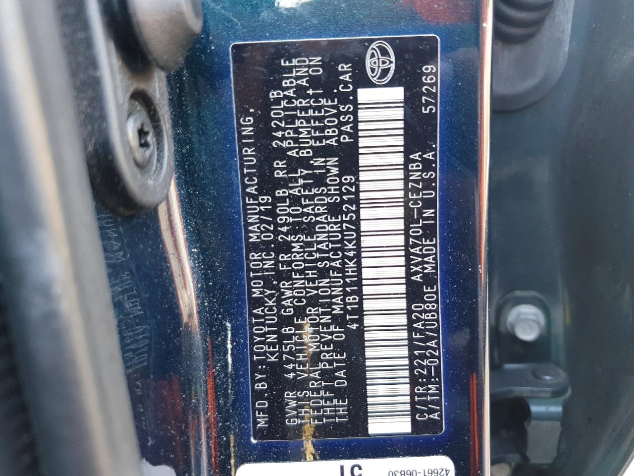 2019 TOYOTA CAMRY LE photo 13