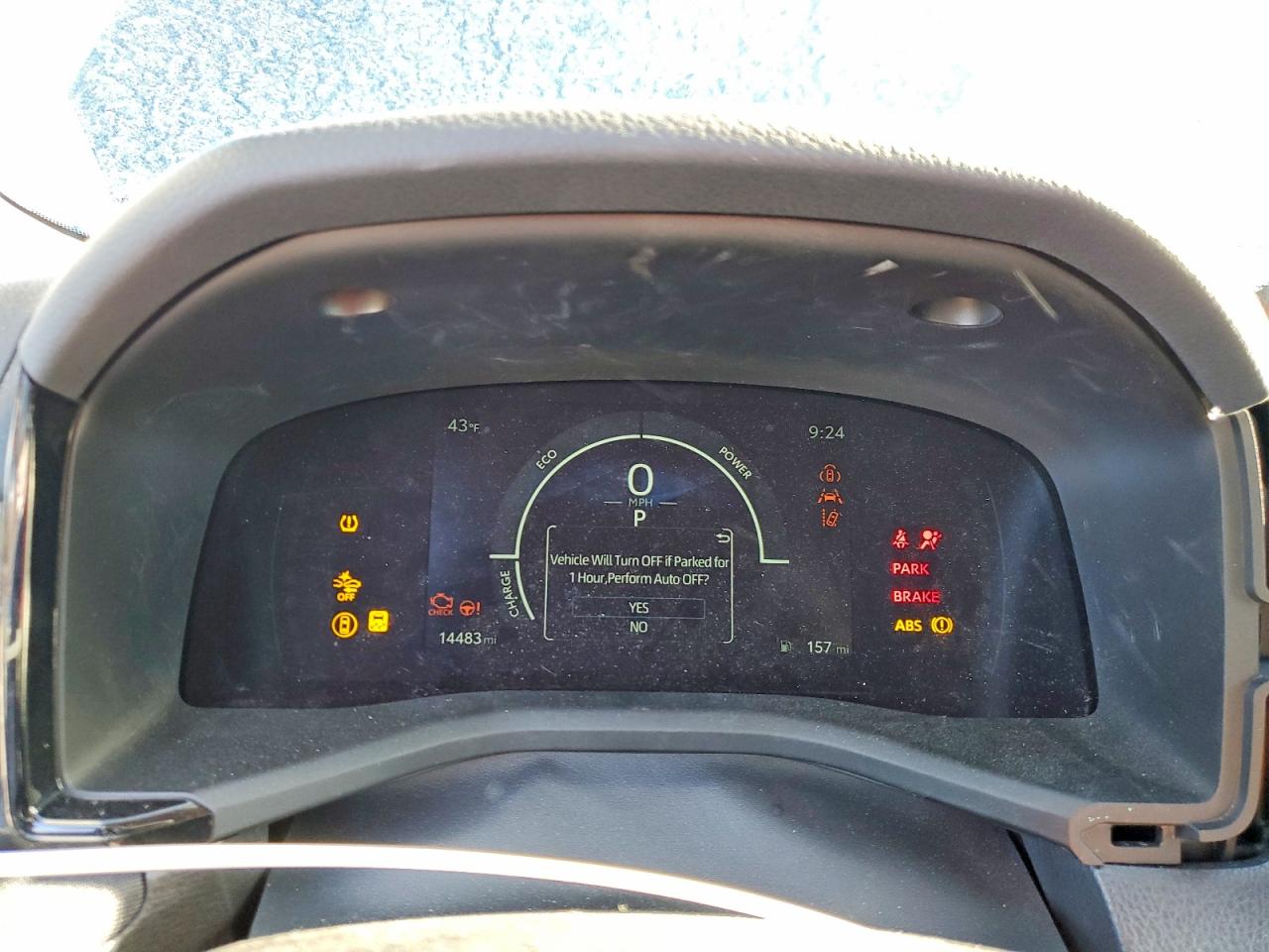 2025 TOYOTA CAMRY LE photo 25