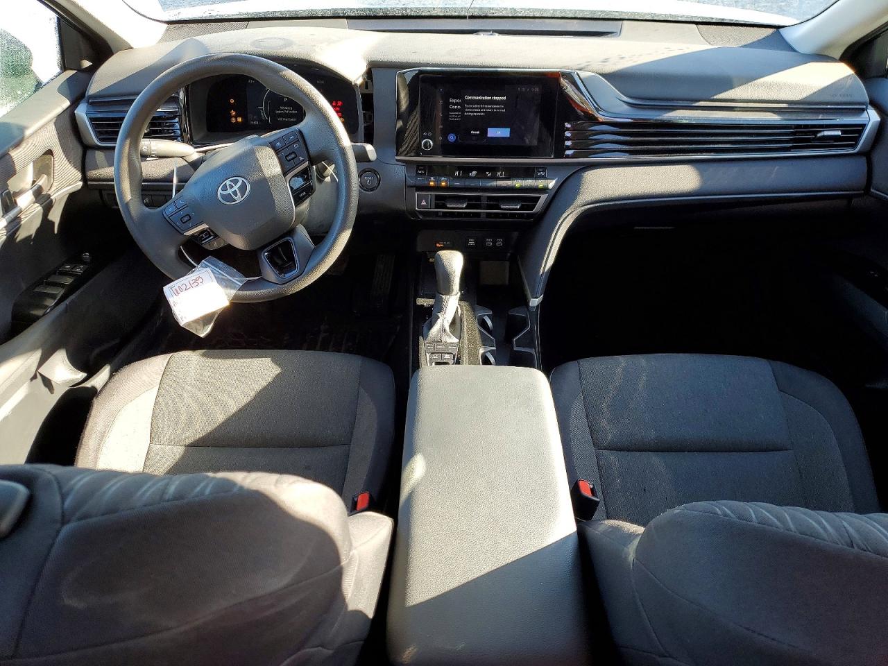 2025 TOYOTA CAMRY LE photo 22