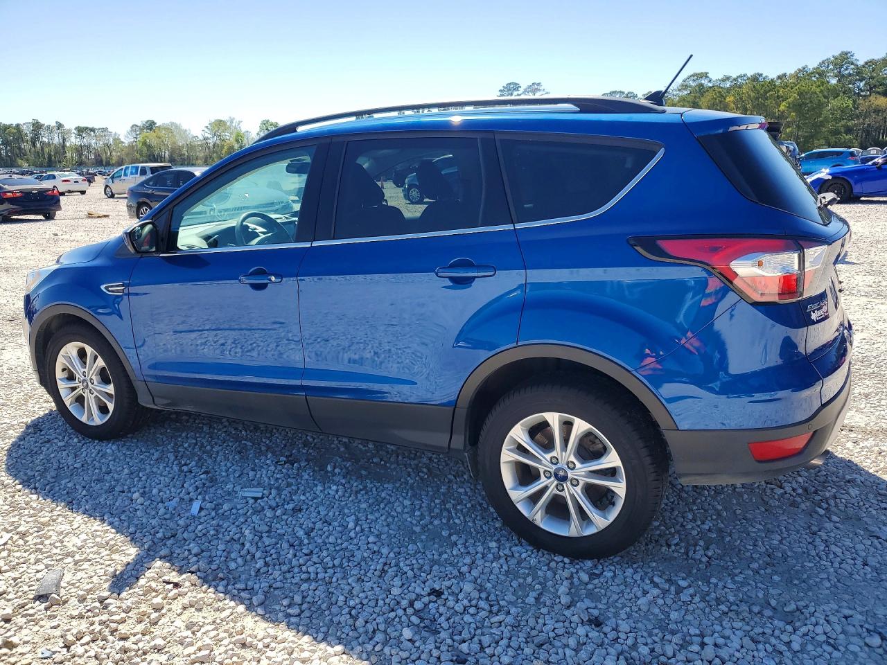 2018 FORD ESCAPE SEL photo 2