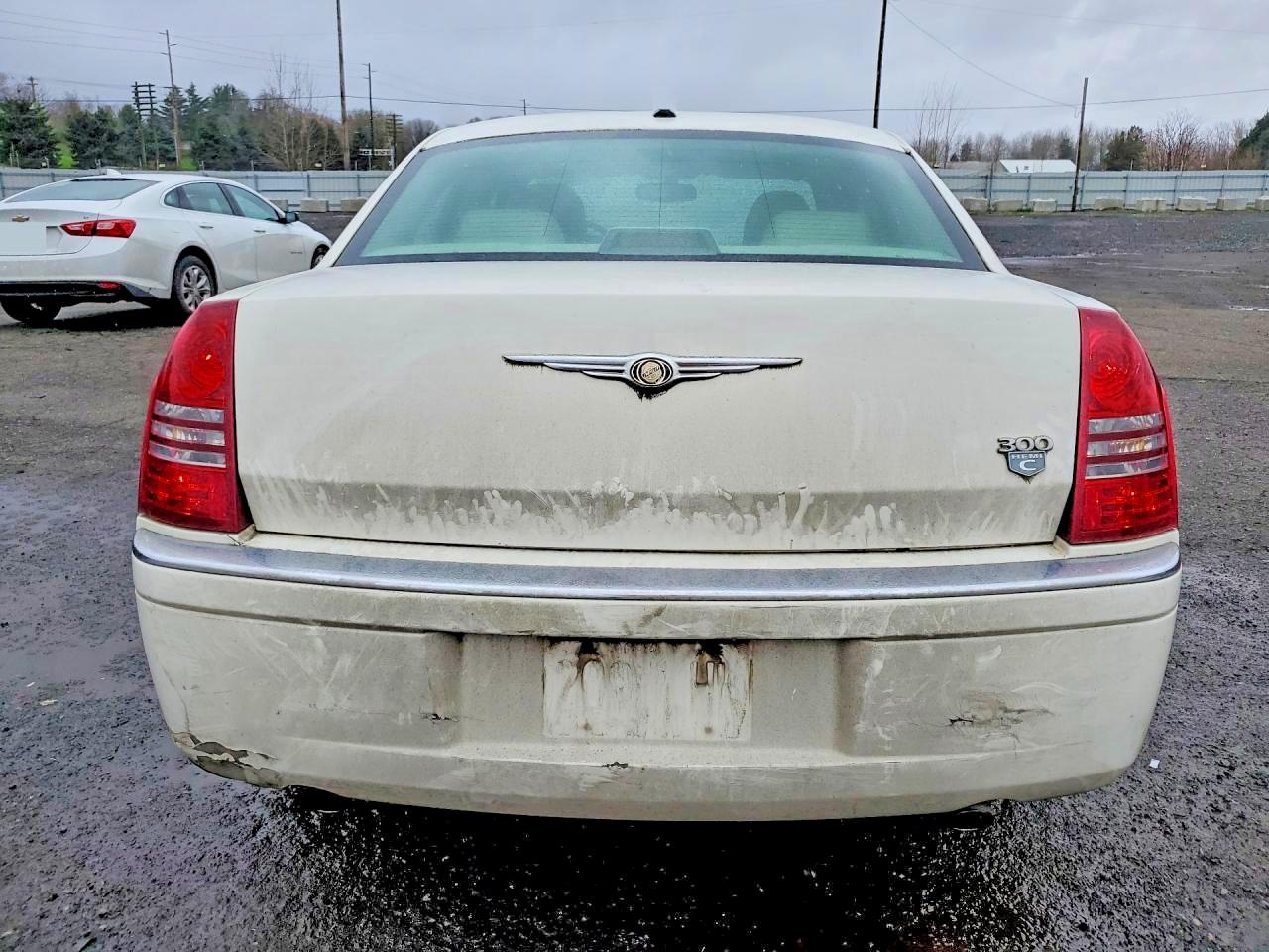 2006 CHRYSLER 300C photo 6