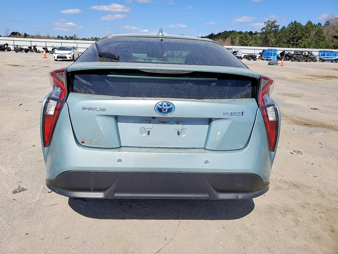 2016 TOYOTA PRIUS FOUR TOURING photo 16