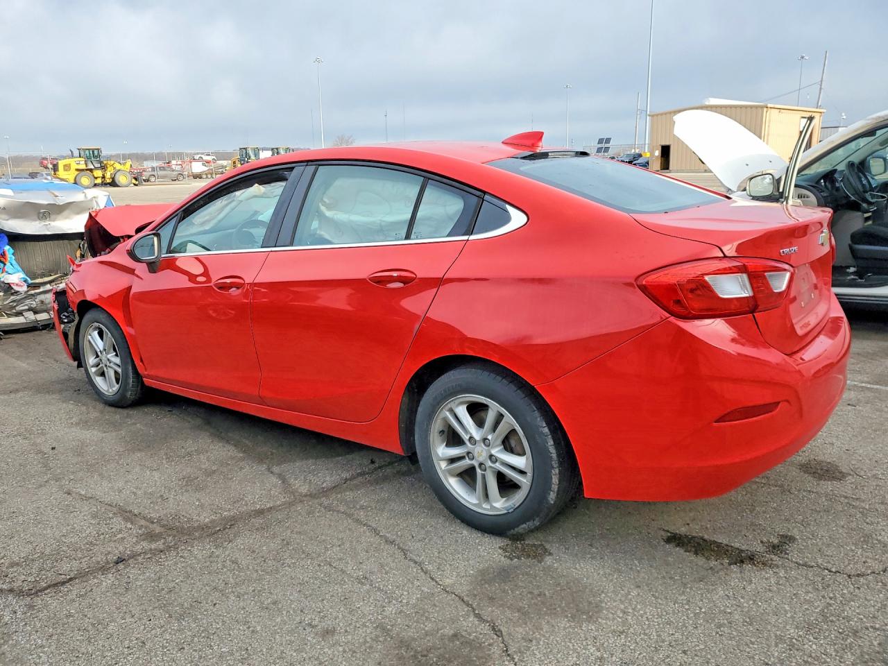 2016 CHEVROLET CRUZE LT photo 2