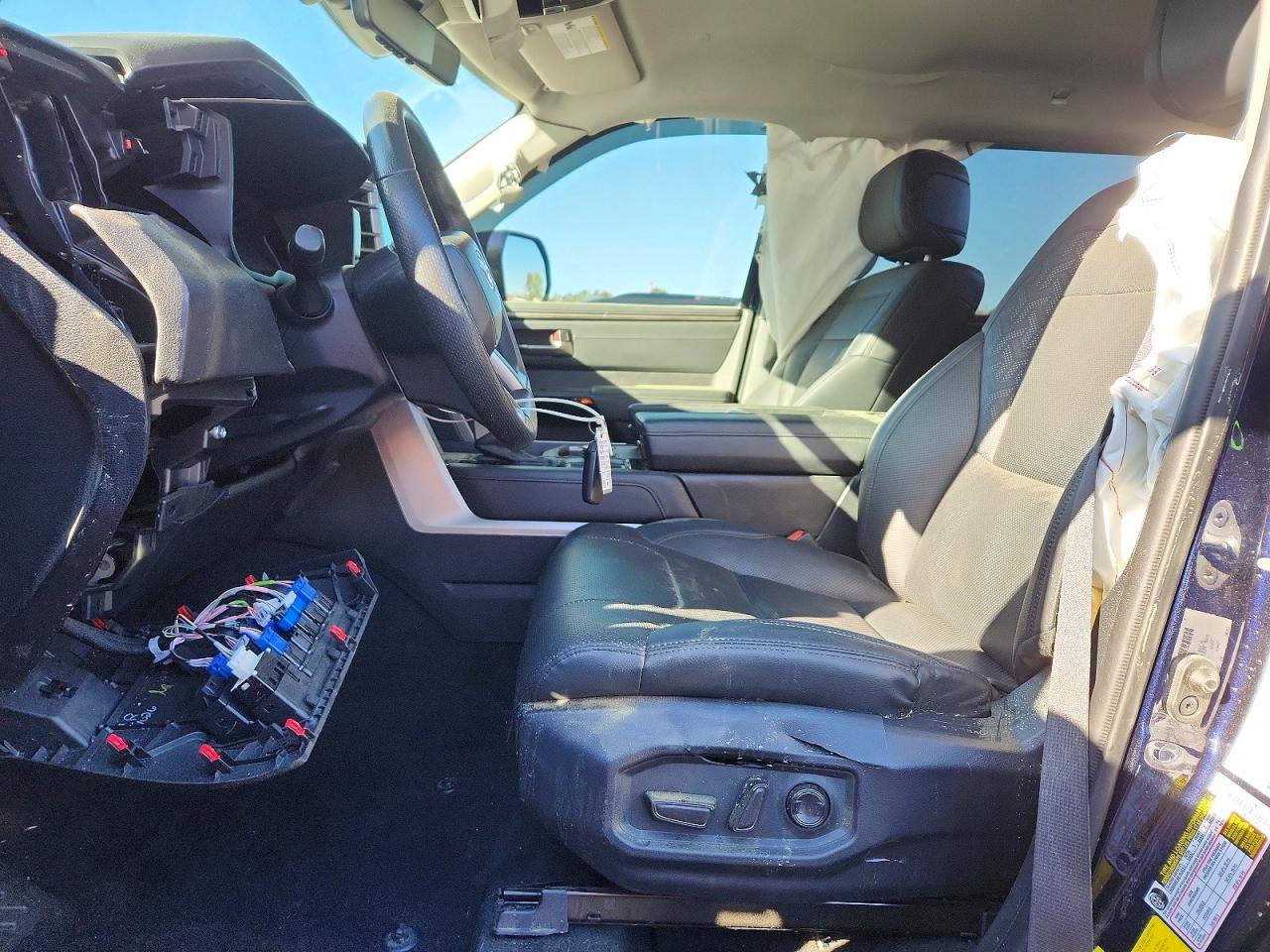 2024 TOYOTA TUNDRA LIMITED photo 13