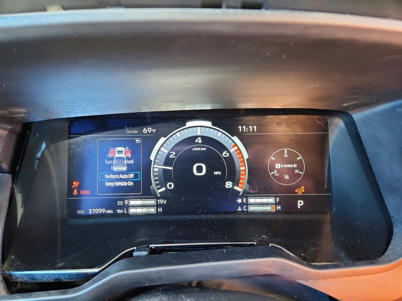 2024 TOYOTA TUNDRA LIMITED photo 17