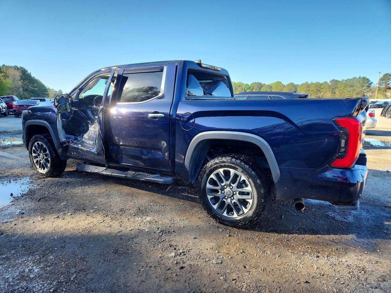 2024 TOYOTA TUNDRA LIMITED photo 3