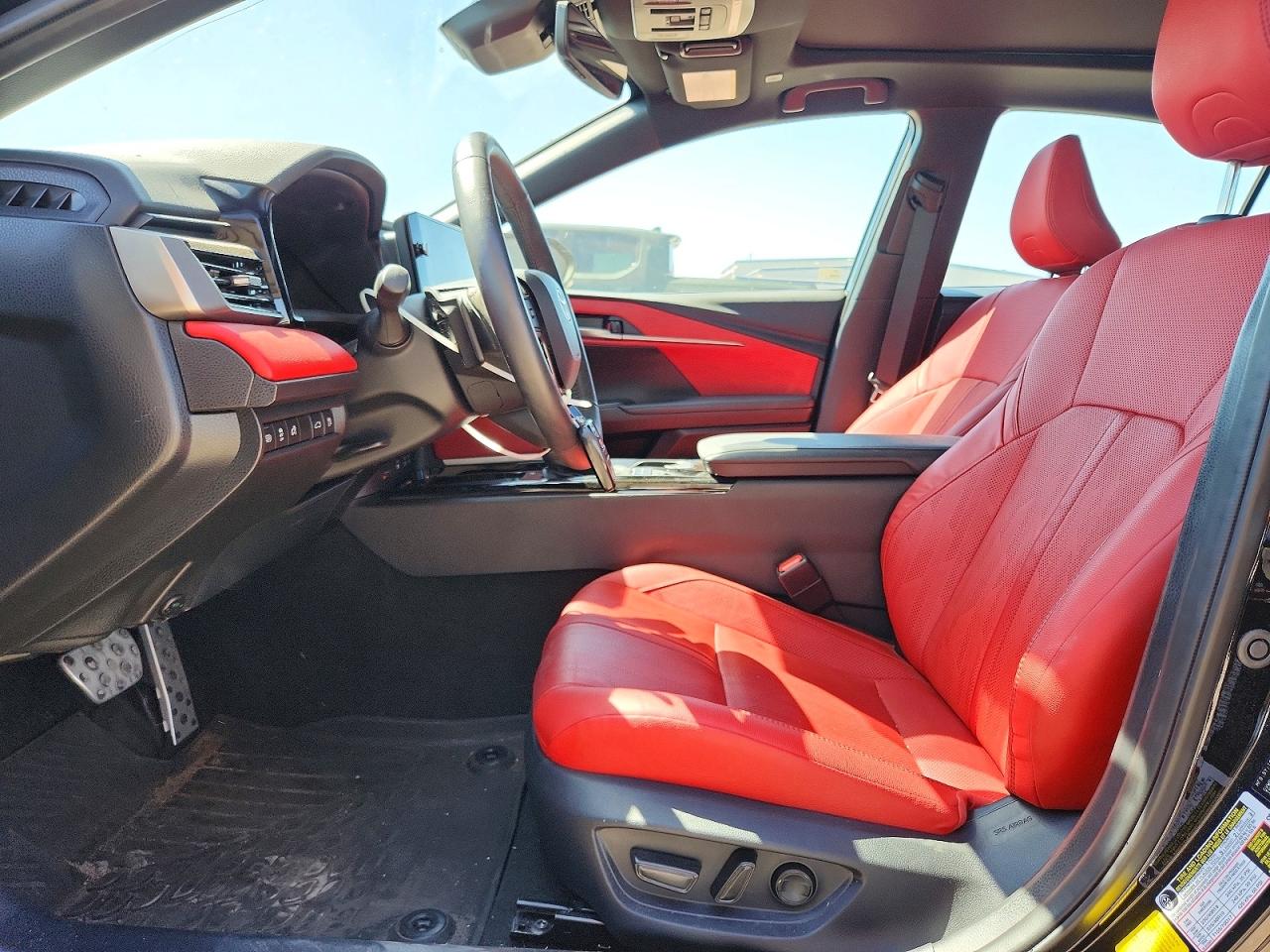2025 TOYOTA CAMRY XSE photo 25