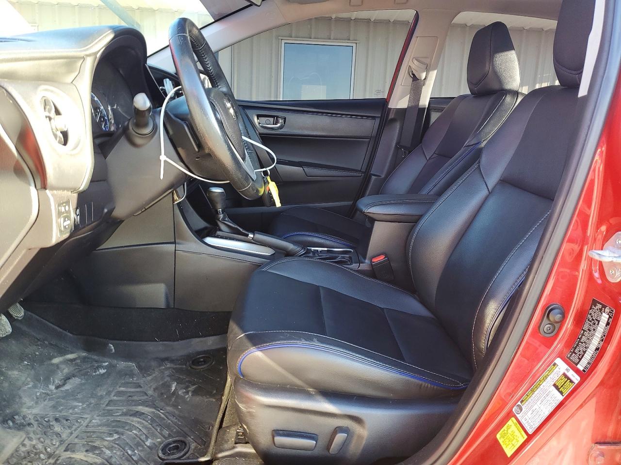 2017 TOYOTA COROLLA XSE photo 13