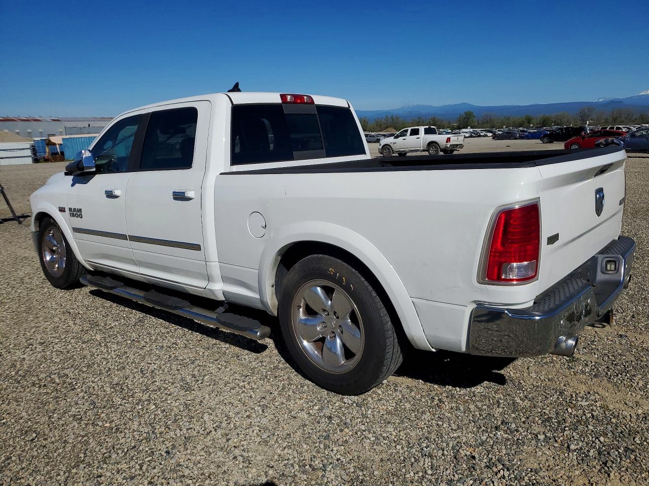 2014 RAM 1500 photo 3