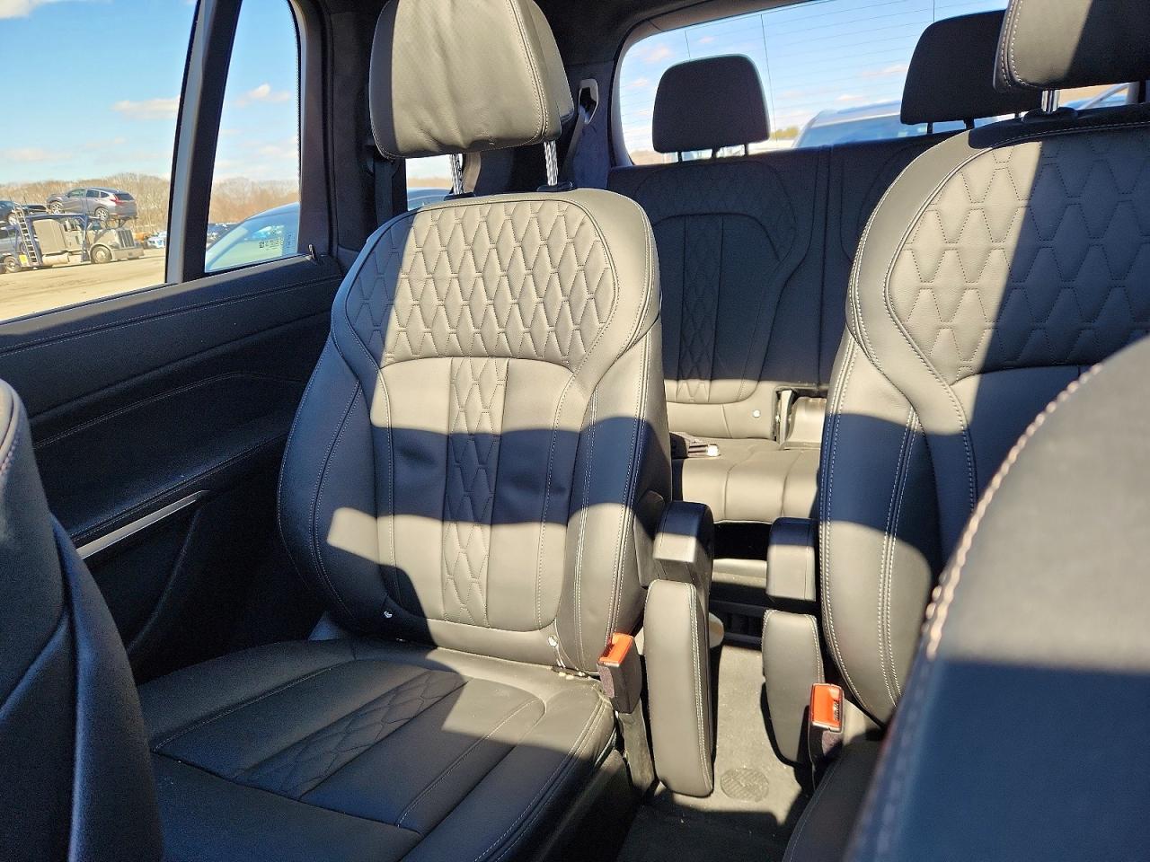 2025 BMW X7 M60I photo 19