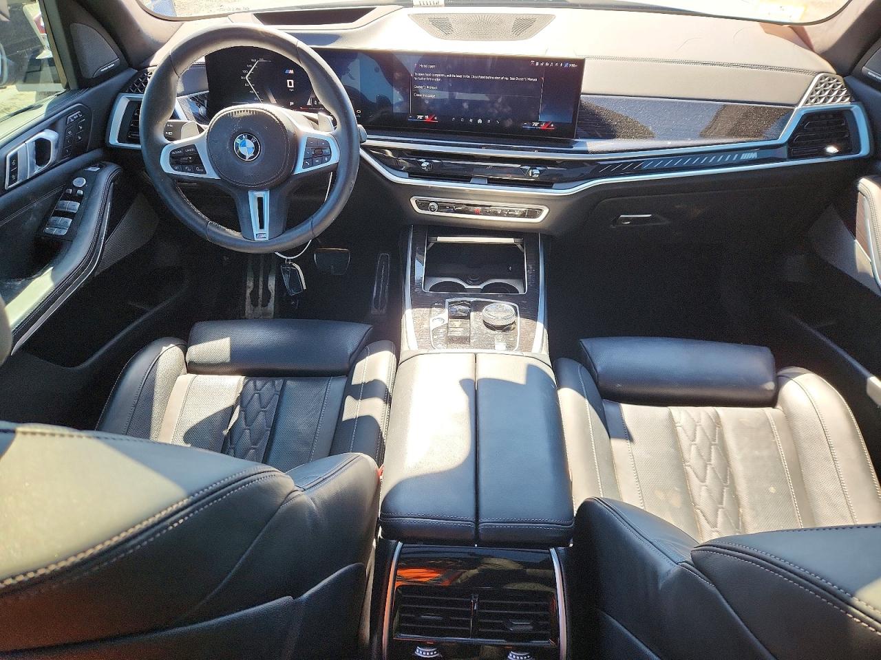 2025 BMW X7 M60I photo 15