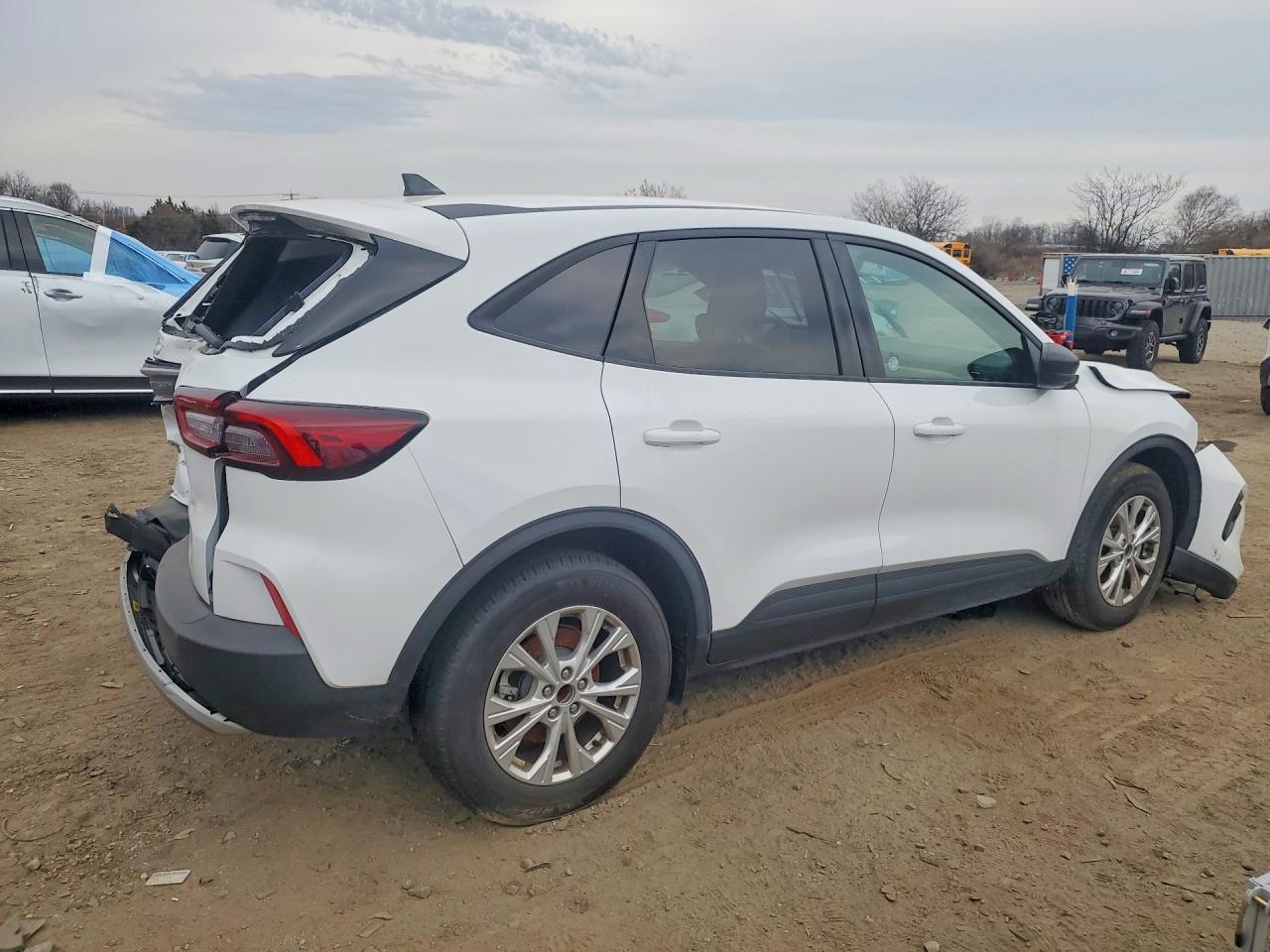 2025 FORD ESCAPE ACTIVE photo 5