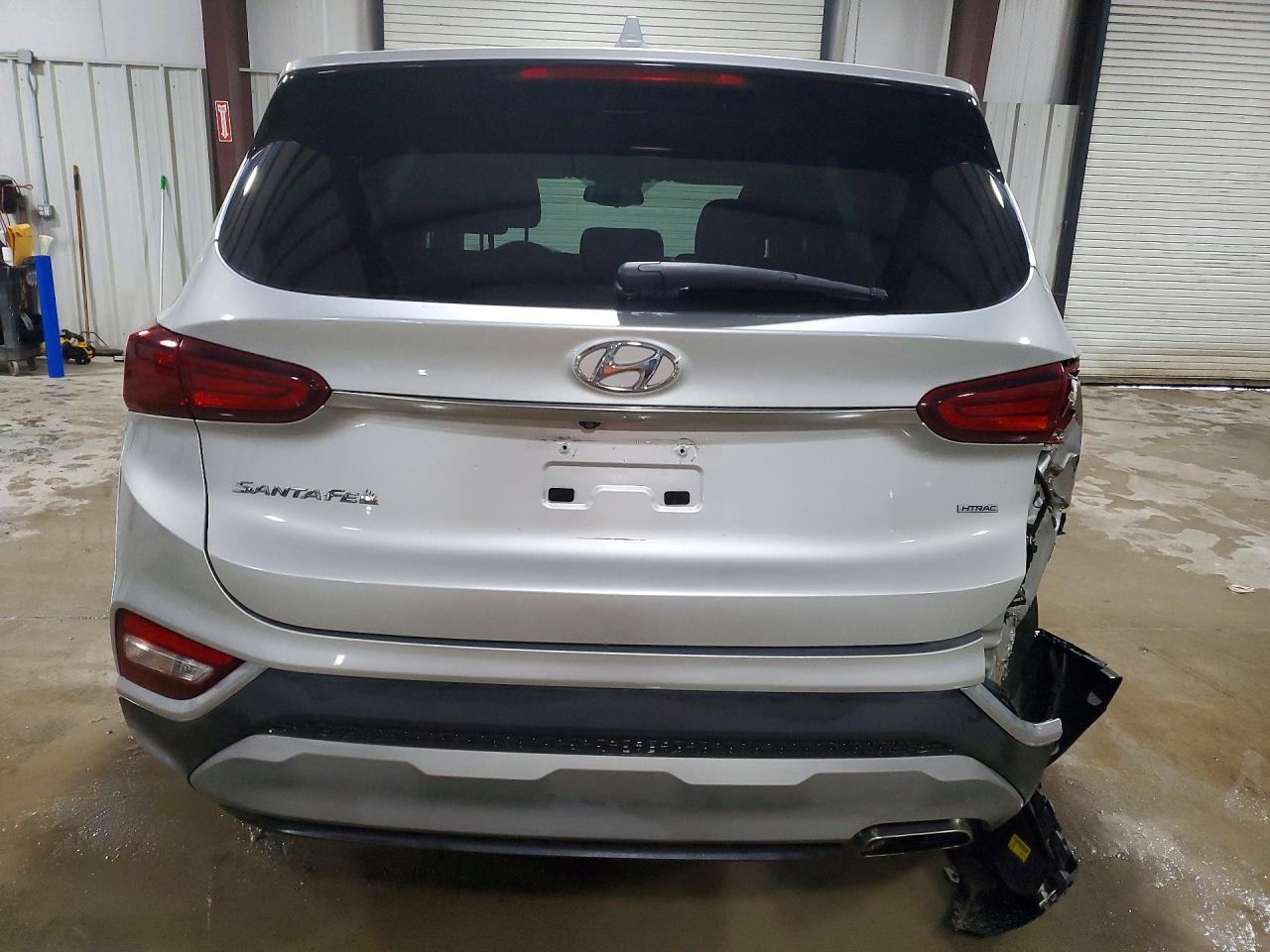 2019 HYUNDAI SANTA FE SEL 2.4L photo 11