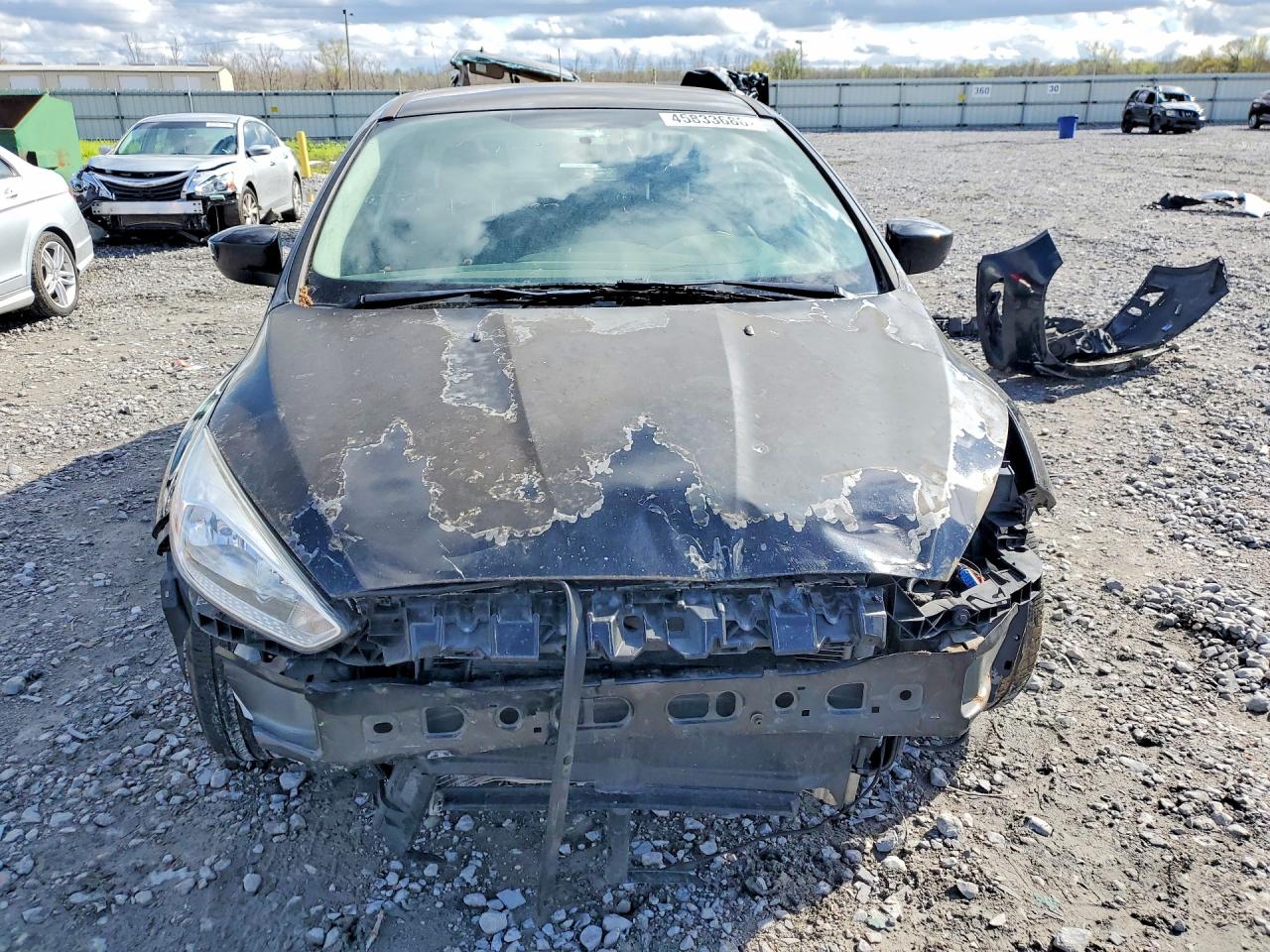 2018 FORD FOCUS SE photo 9