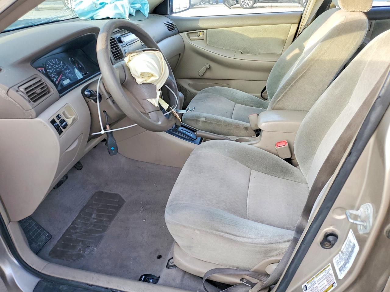 2004 TOYOTA COROLLA CE photo 13