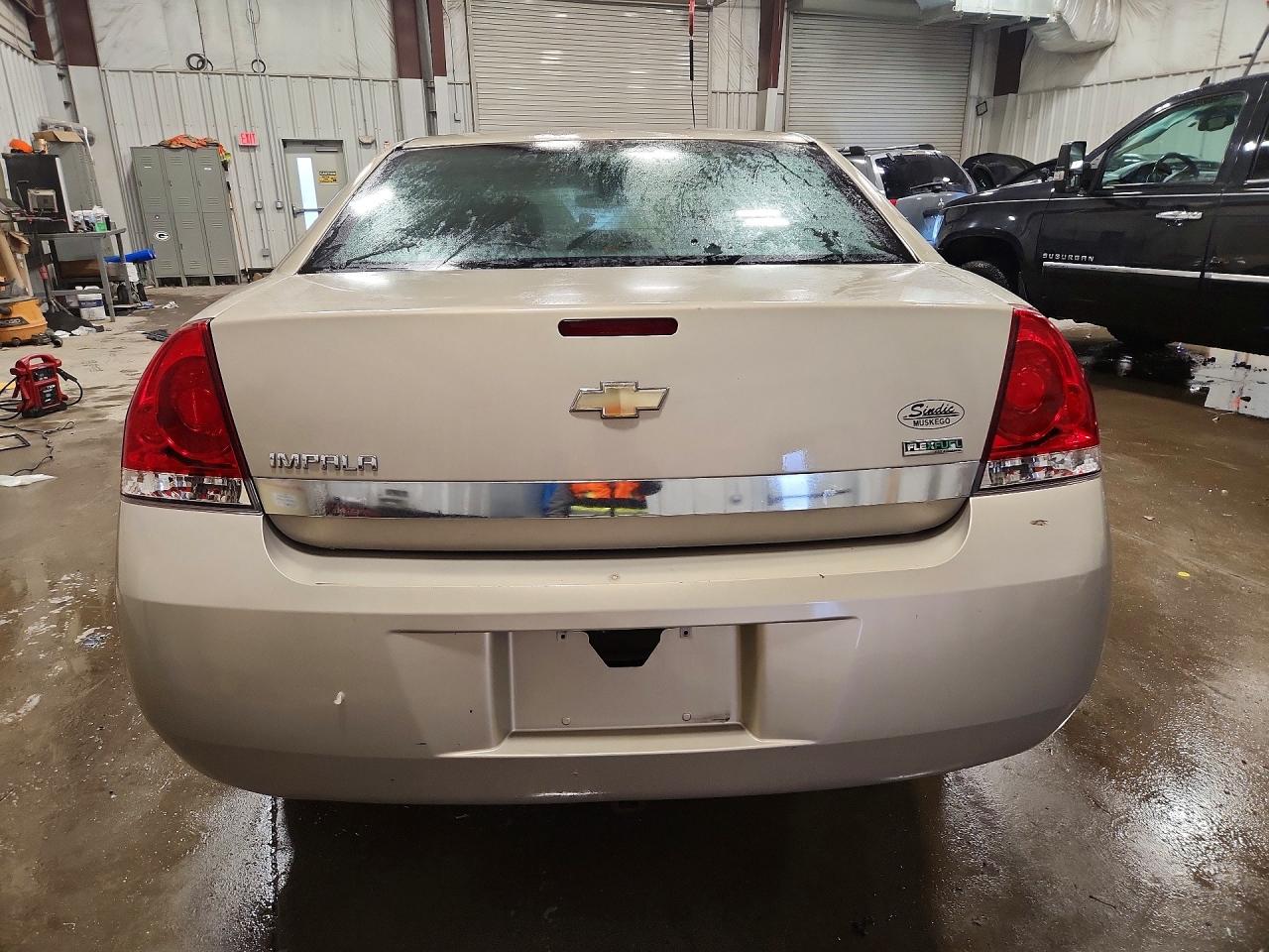 2010 CHEVROLET IMPALA LS photo 11