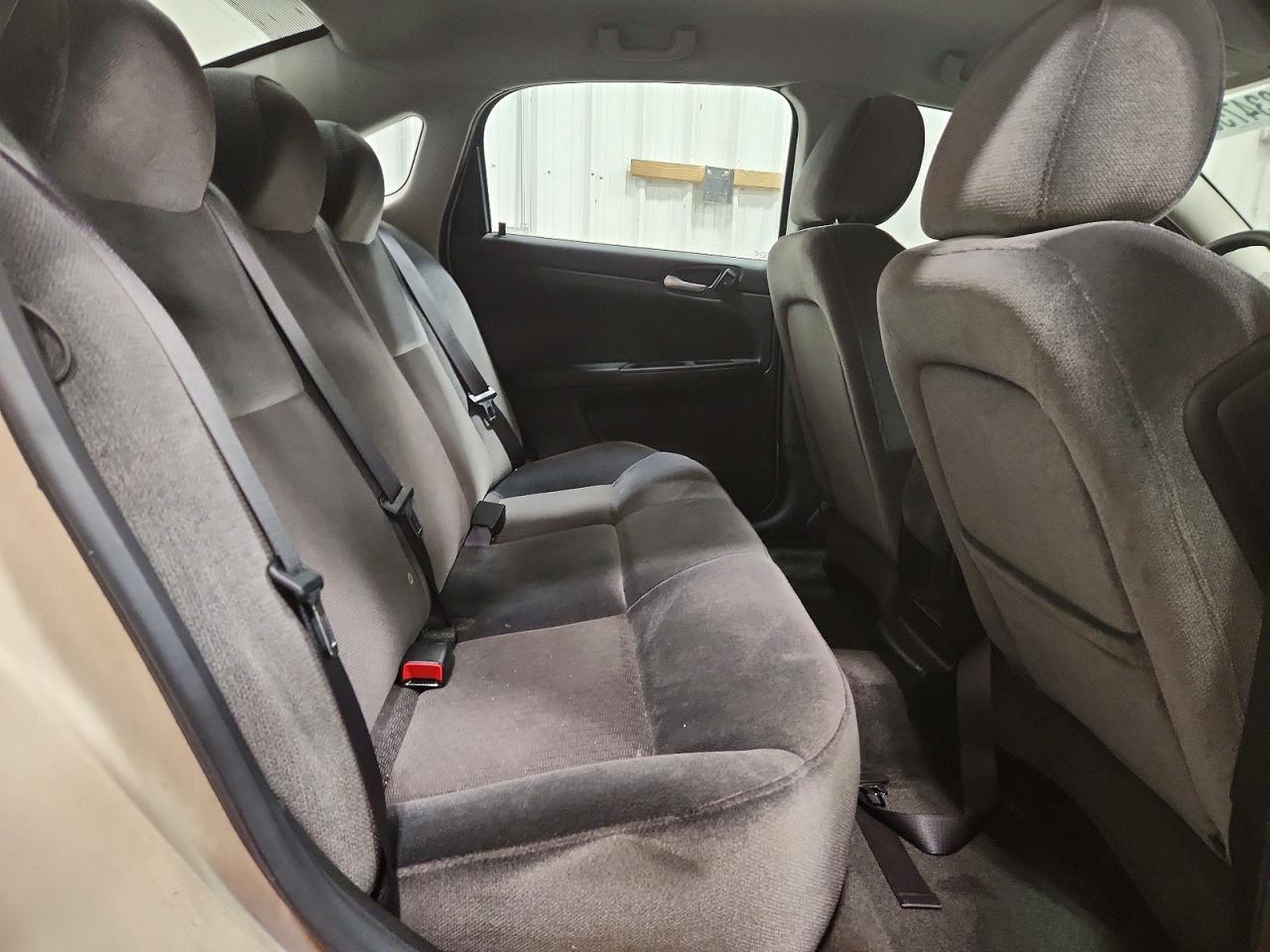 2010 CHEVROLET IMPALA LS photo 19