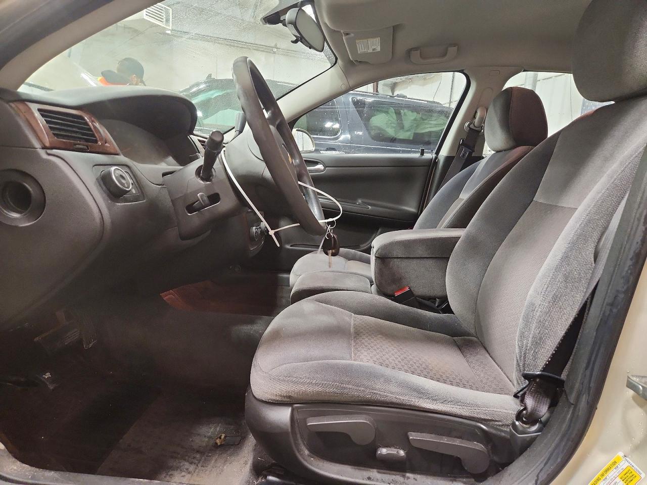 2010 CHEVROLET IMPALA LS photo 13