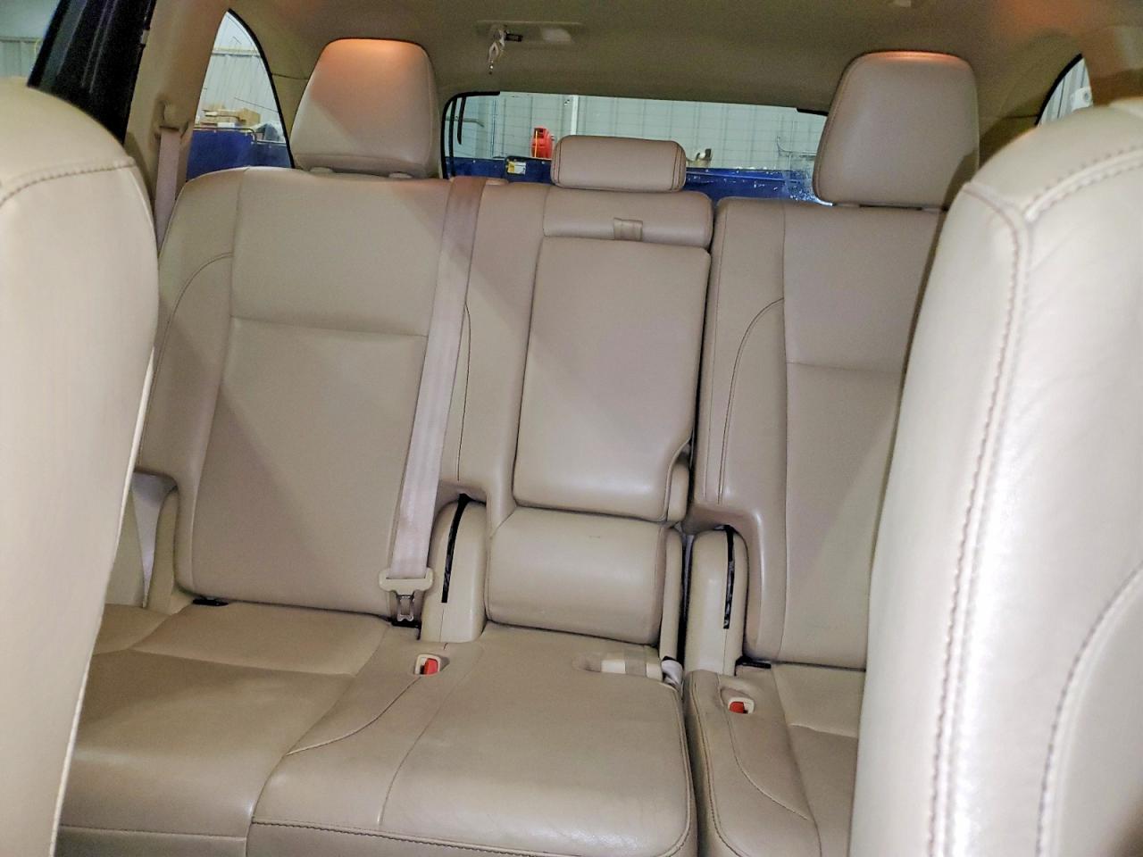 2017 TOYOTA HIGHLANDER XLE photo 10