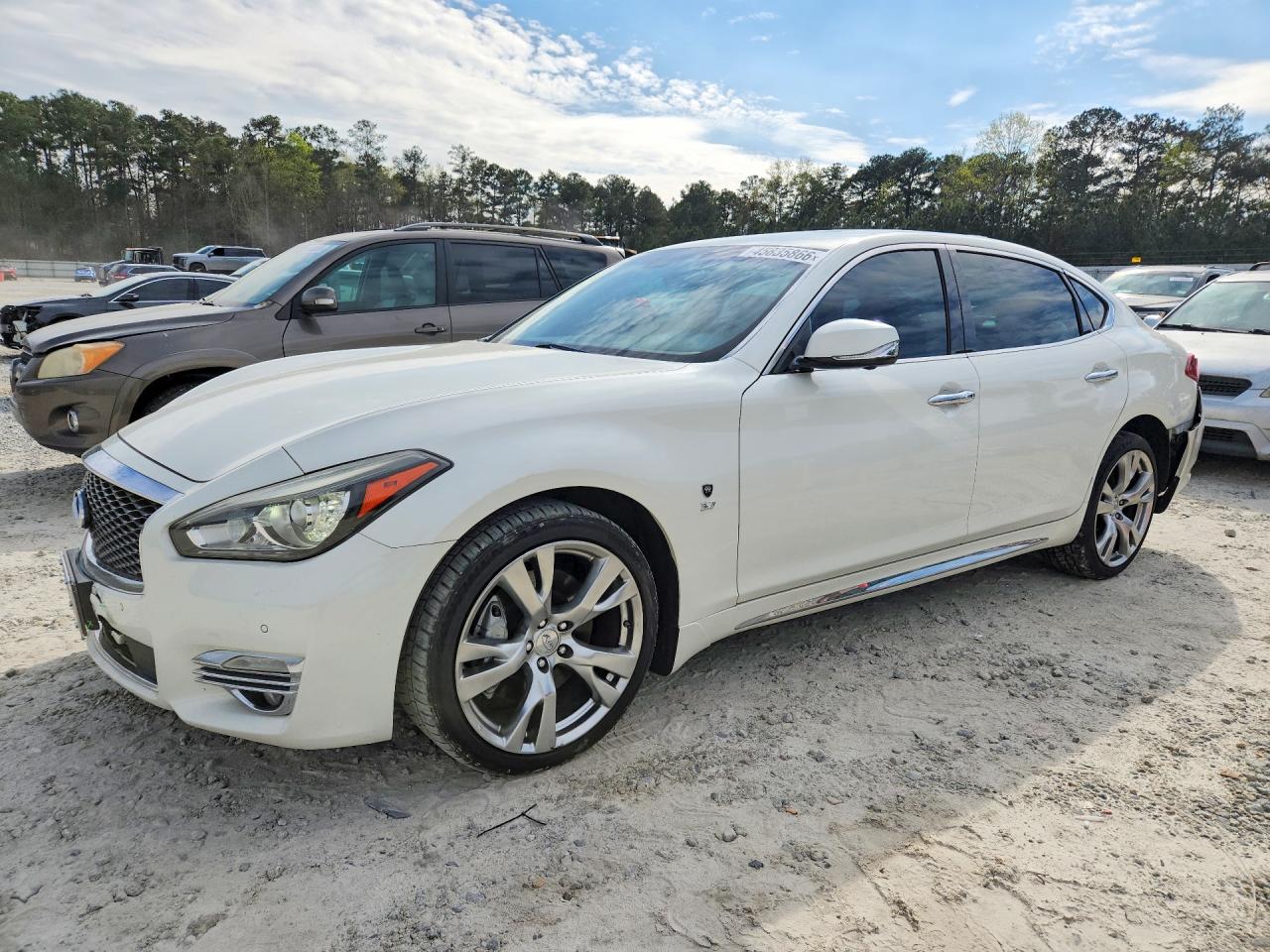 2018 INFINITI Q70L