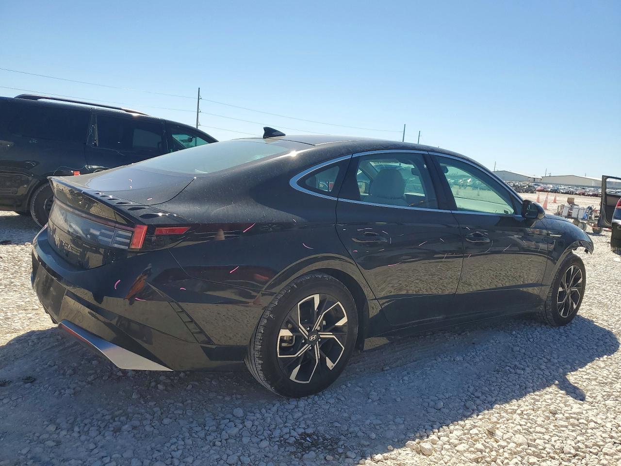 2024 HYUNDAI SONATA SEL photo 3