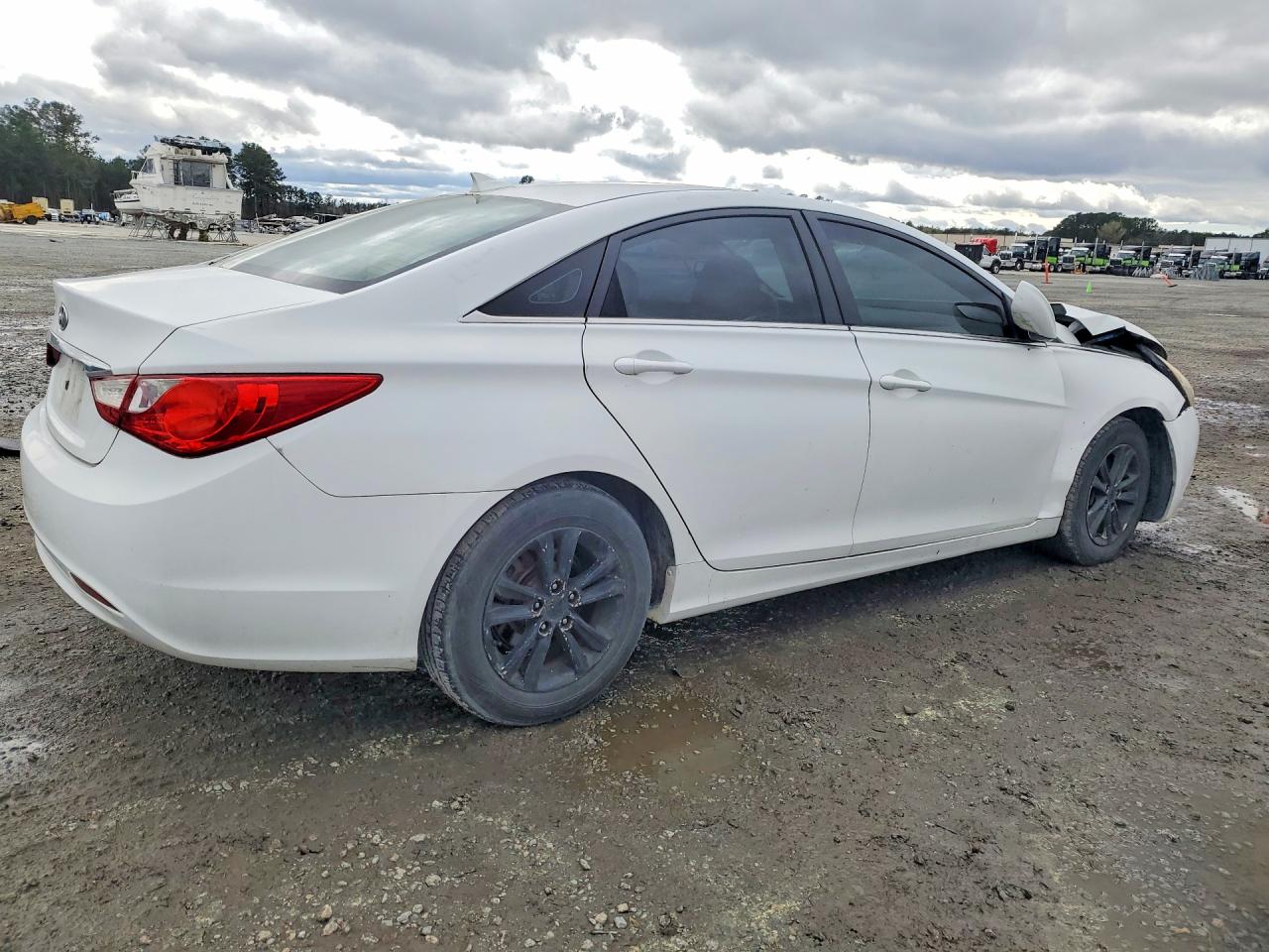 2012 HYUNDAI SONATA GLS photo 5