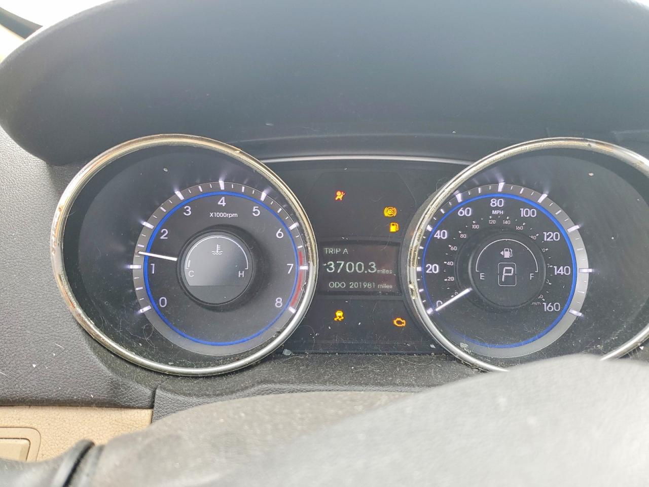 2012 HYUNDAI SONATA GLS photo 17