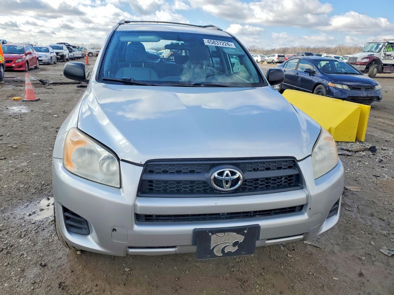 2011 TOYOTA RAV4 BASE photo 5