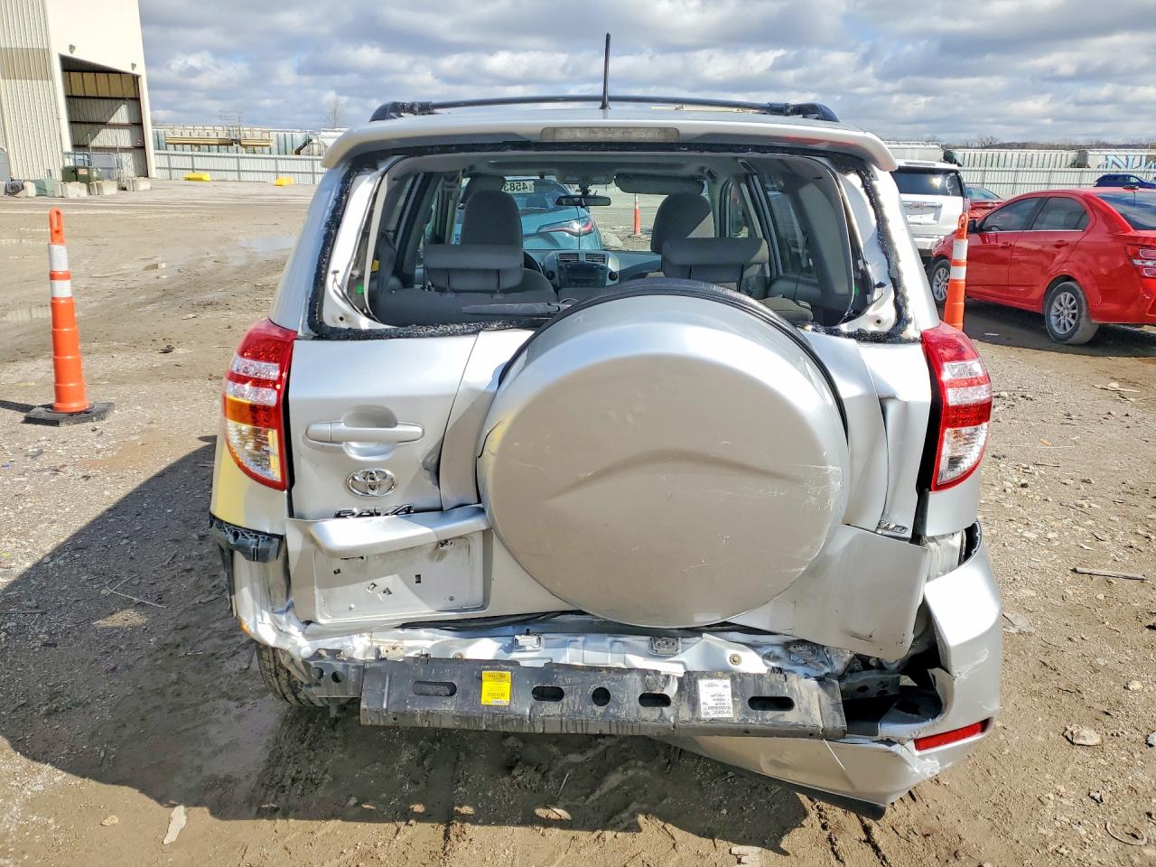 2011 TOYOTA RAV4 BASE photo 6