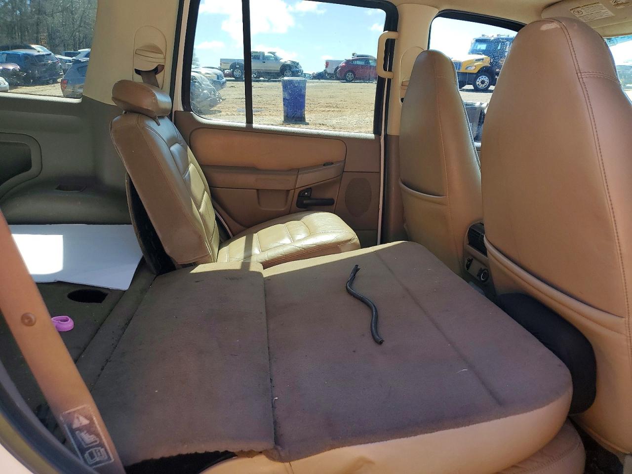 2002 FORD EXPLORER XLT photo 11