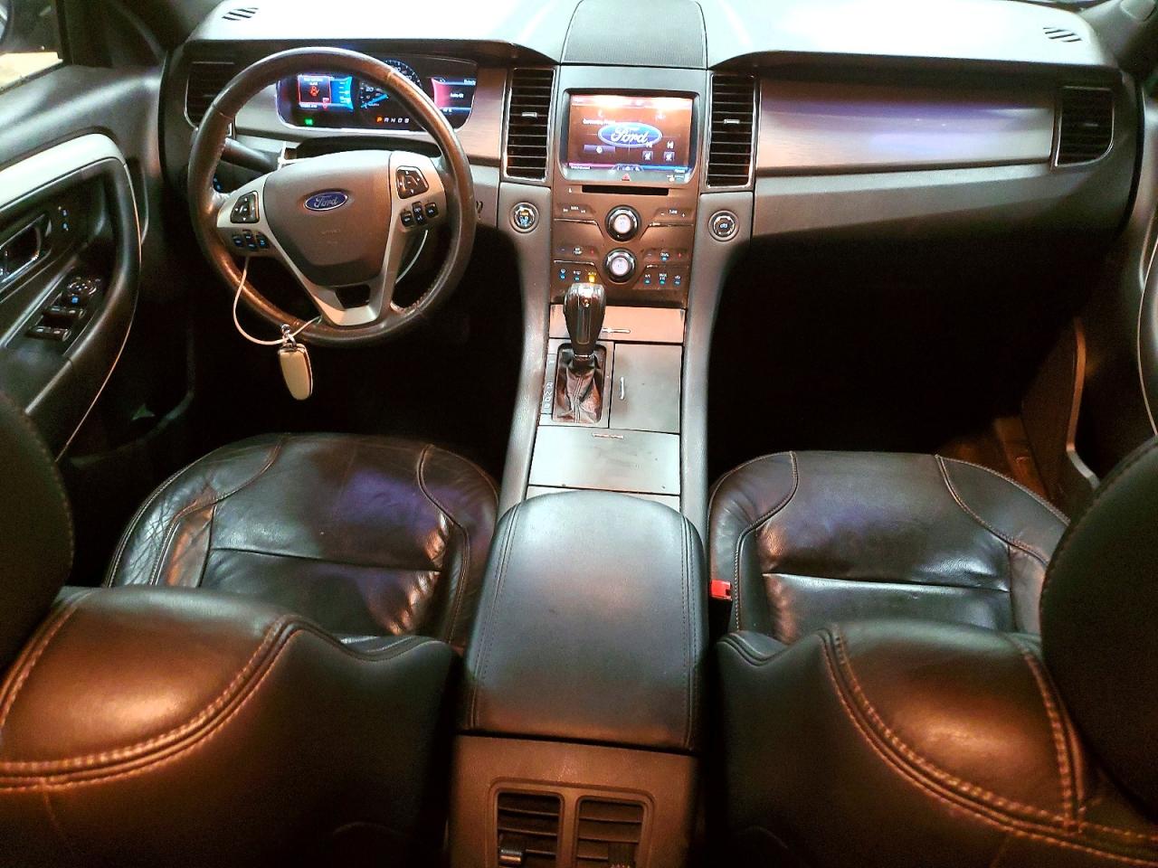 2015 FORD TAURUS SEL photo 22